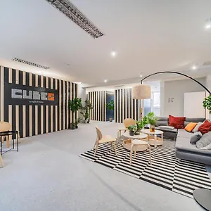 Cubes By Tegetthoff Capsule hotel