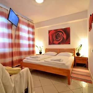 Ajo Garden - Contactless Check-in Appartement