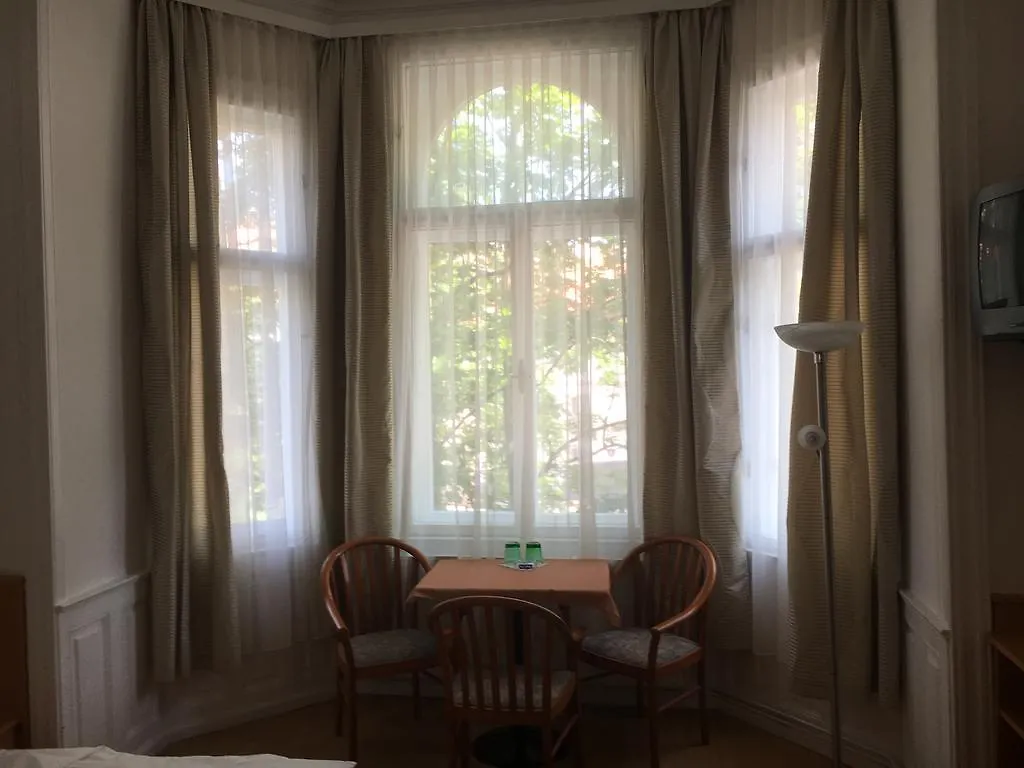 Pension Ani-Falstaff Viena 3*,