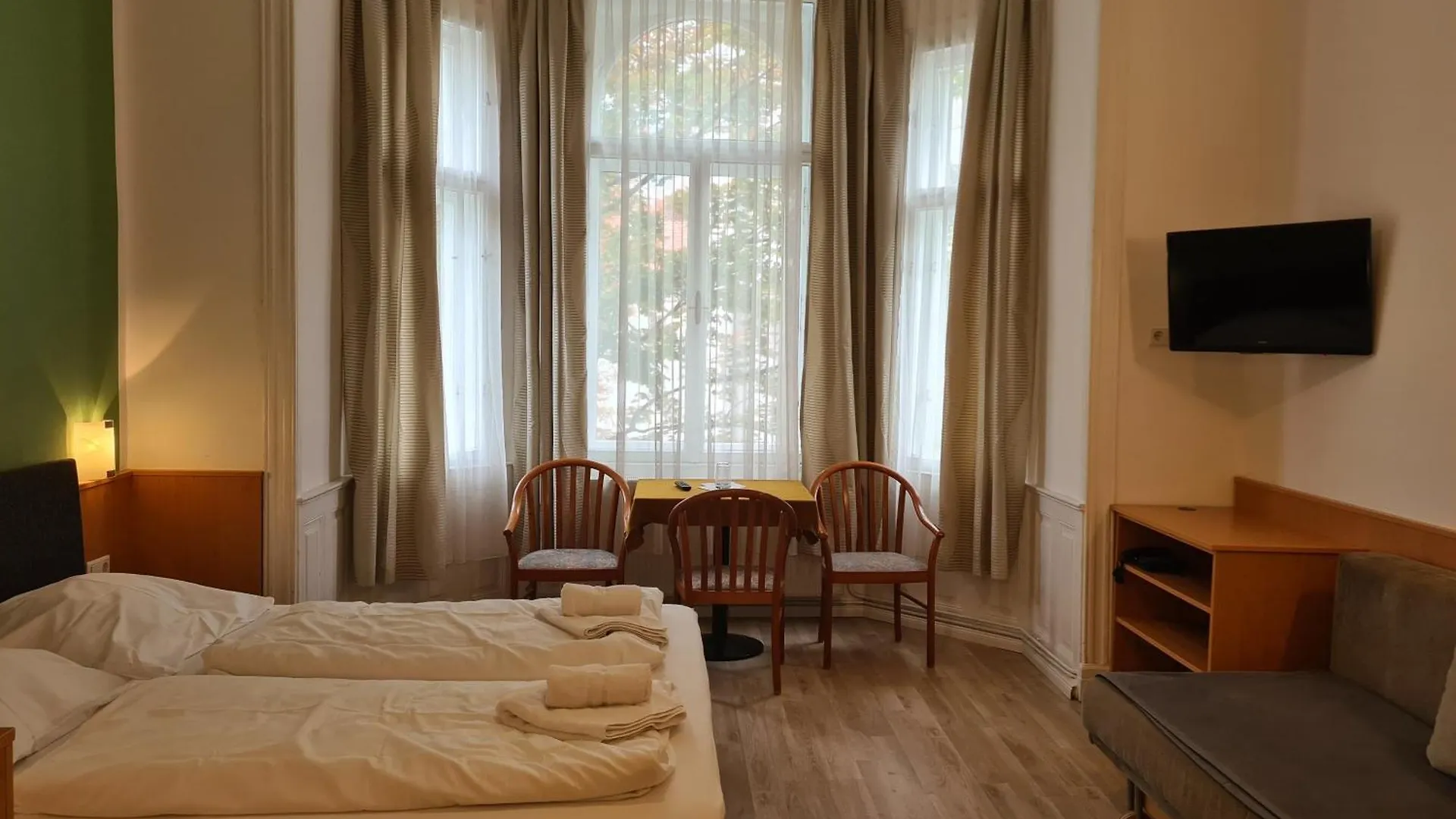 Pension Ani-Falstaff Wiedeń 3*,  Austria