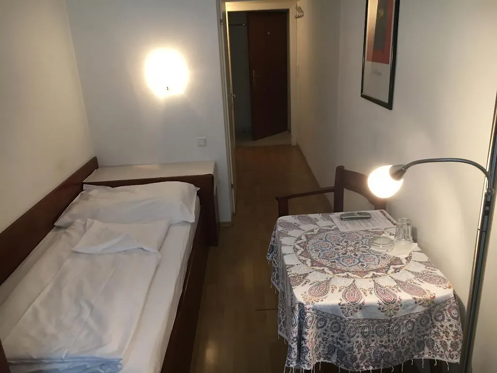 Pension Ani-Falstaff Hotel Vienna
