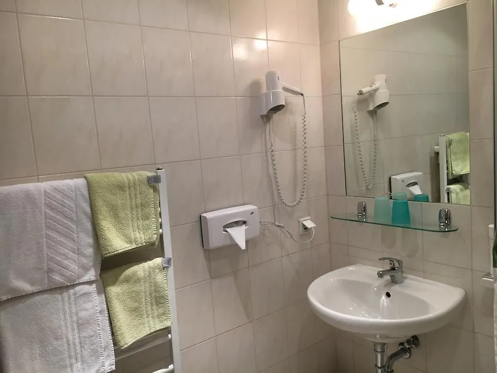 Pension Ani-Falstaff 3*, Vienna