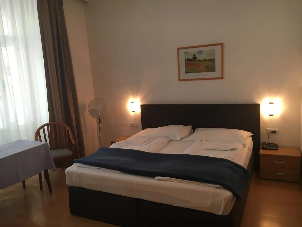 *** Hotel Pension Ani-Falstaff Austria